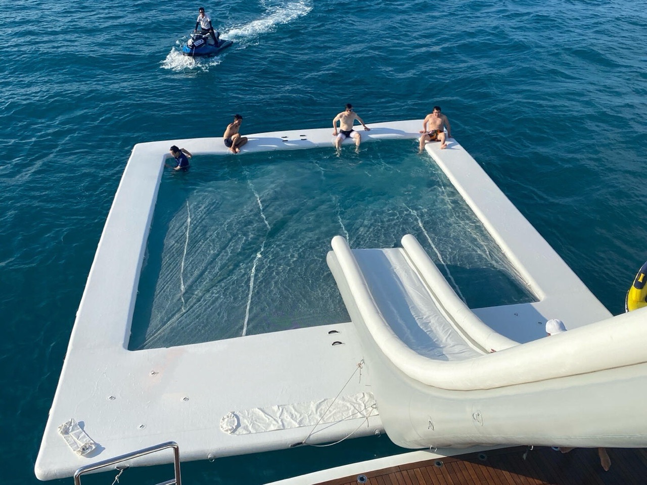 ocean swimming pool