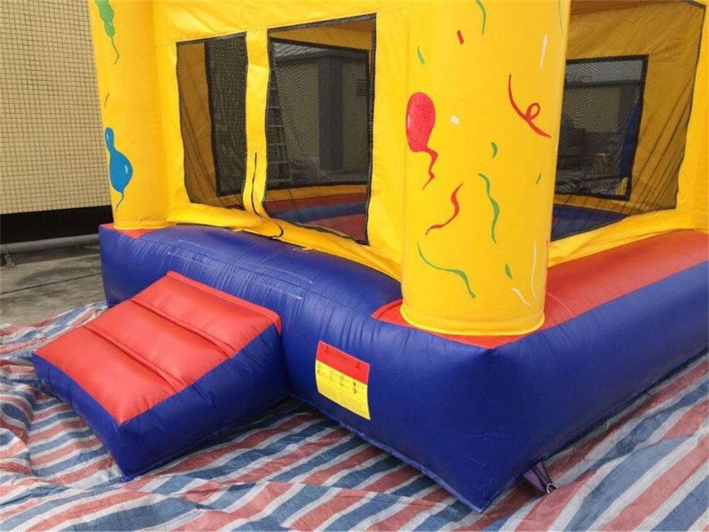 Custom for Wholesale 1 inflatable birthday cake bounce house